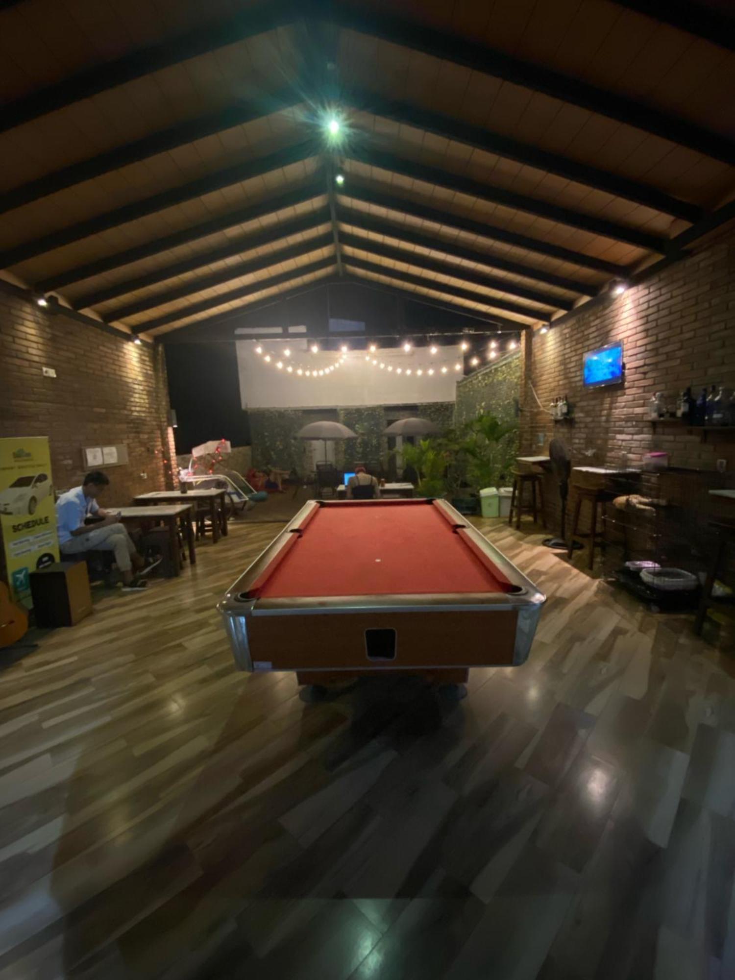 Bali Caps Hostel Kuta  Exterior photo