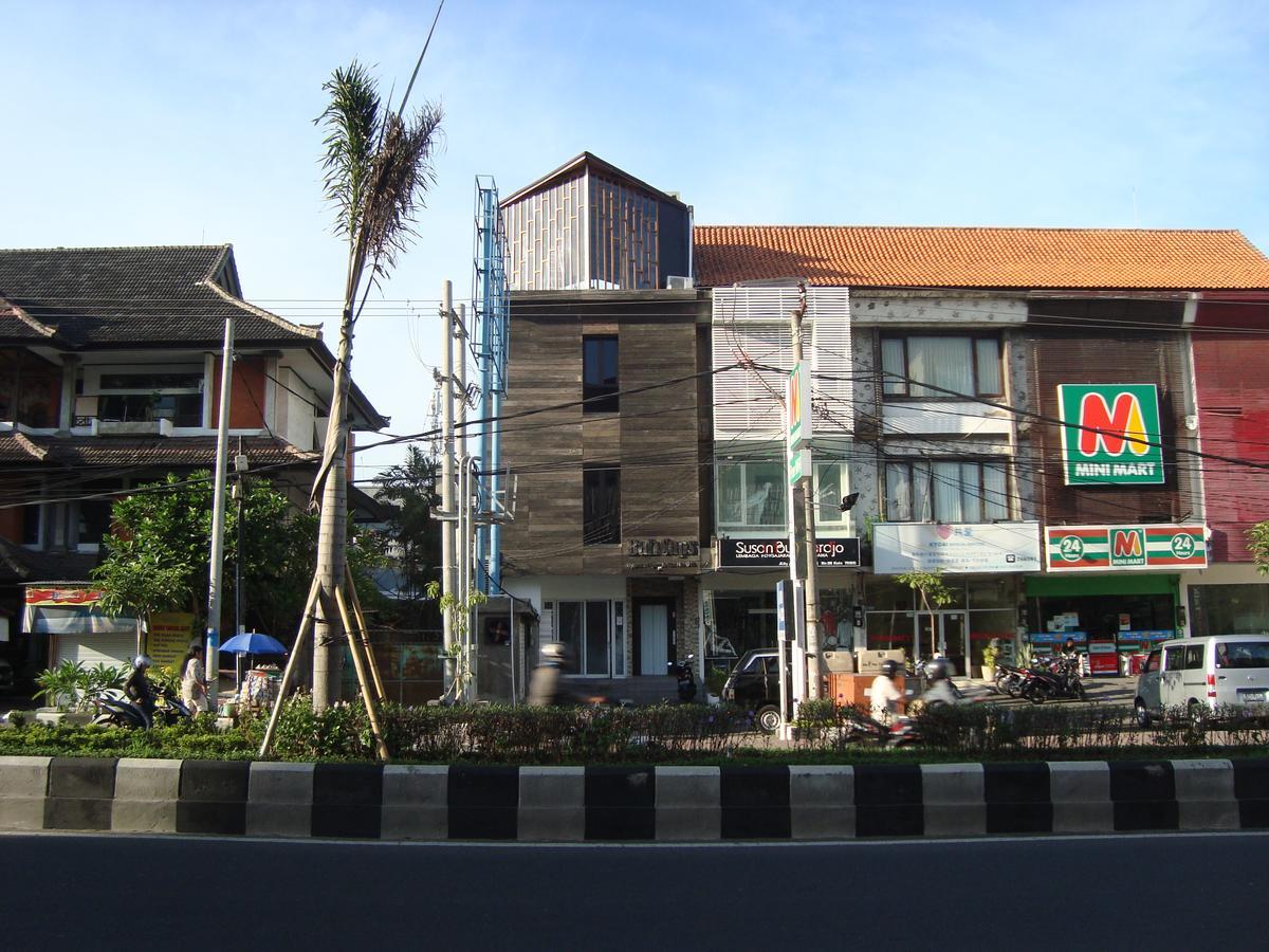 Bali Caps Hostel Kuta  Exterior photo