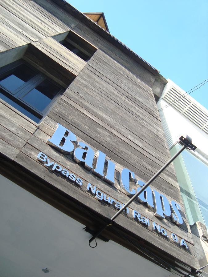 Bali Caps Hostel Kuta  Exterior photo